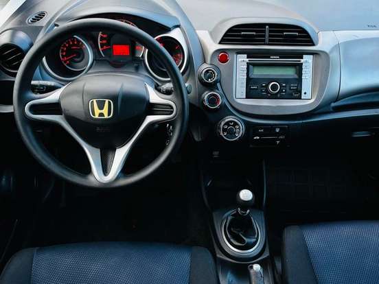 HONDA-FIT-1.4 LX 16V FLEX 4P MANUAL HONDA-FIT-2013