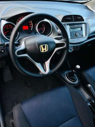 HONDA-FIT-2013