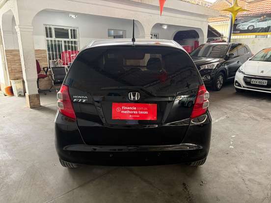 HONDA-FIT-2010
