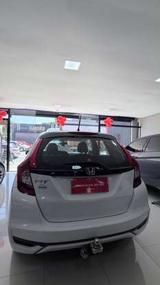 HONDA-FIT-2017