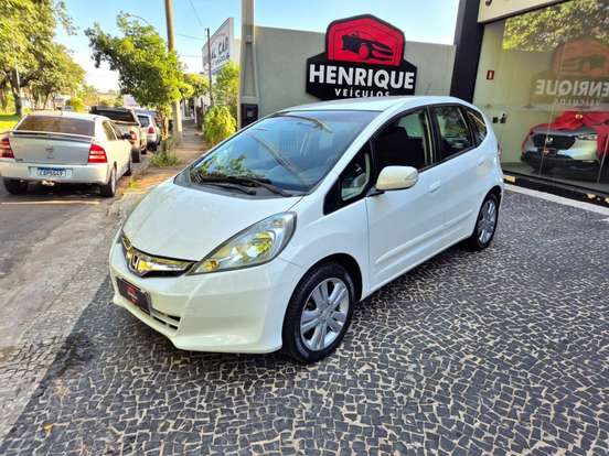 HONDA-FIT-2013