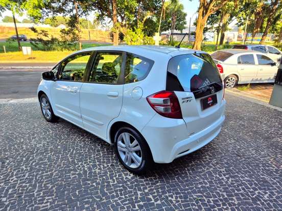 HONDA-FIT-1.5 EX 16V FLEX 4P AUTOMÁTICO HONDA-FIT-2013