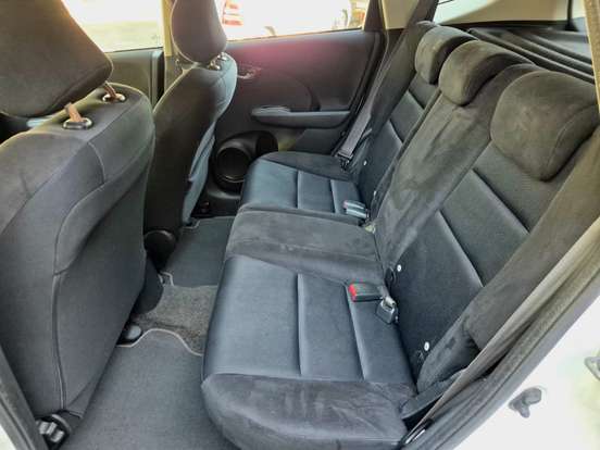 HONDA-FIT-2013