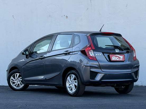 HONDA-FIT-2016