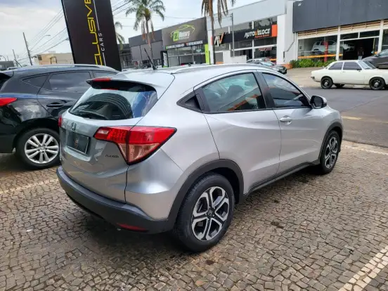 HONDA-HR-V-2015