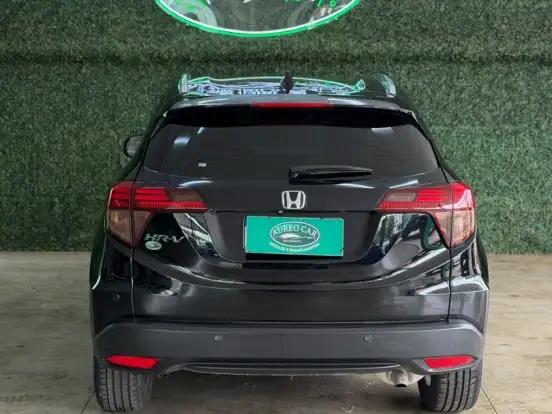 HONDA-HR-V-1.8 16V FLEX TOURING 4P AUTOMÁTICO HONDA-HR-V-2017