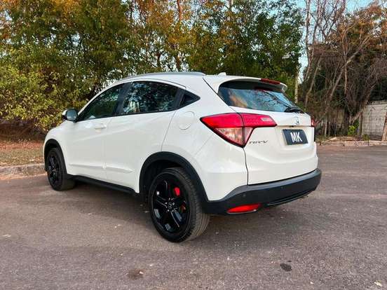 HONDA-HR-V-2016