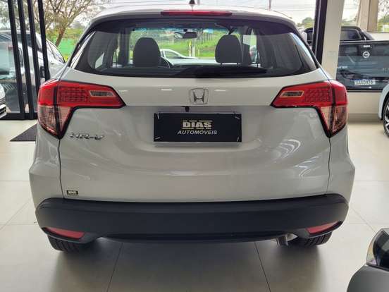 HONDA-HR-V-1.8 16V FLEX LX 4P AUTOMÁTICO HONDA-HR-V-2017