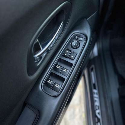 HONDA-HR-V-2016