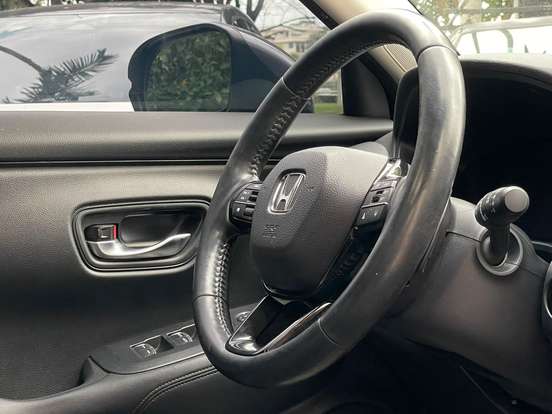 HONDA-ZR-V-2023