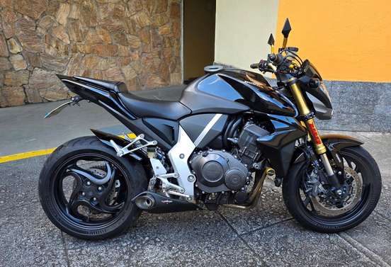 HONDA-CB 1000R-2015