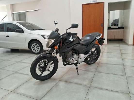 HONDA-CB 300R HONDA-CB 300R-2009