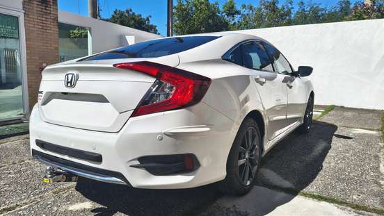 HONDA-CIVIC-2021