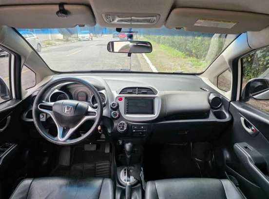 HONDA-FIT-2013