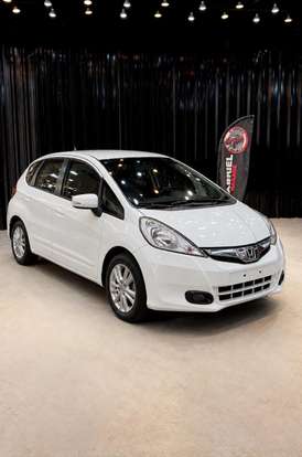 HONDA-FIT-2013