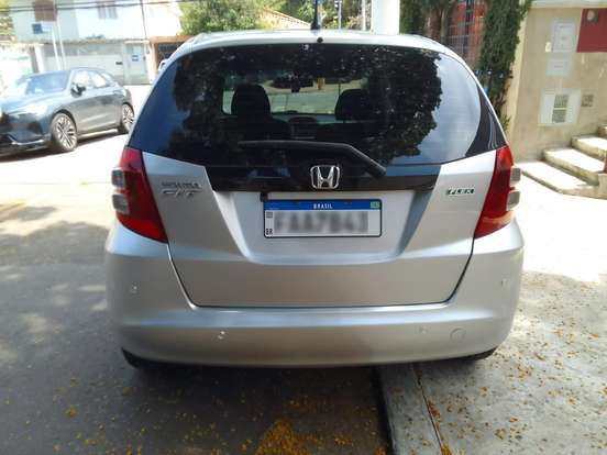 HONDA-FIT-2012