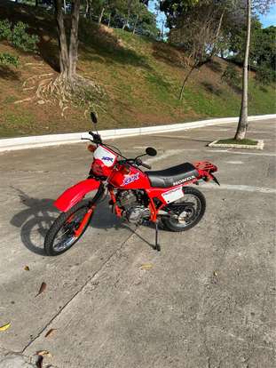 HONDA-XLX 250R-1992