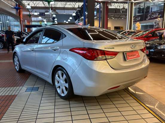 HYUNDAI-ELANTRA-1.8 GLS 16V GASOLINA 4P AUTOMÁTICO HYUNDAI-ELANTRA-2012