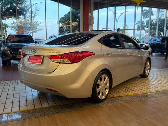 HYUNDAI-ELANTRA-1.8 GLS 16V GASOLINA 4P AUTOMÁTICO HYUNDAI-ELANTRA-2012