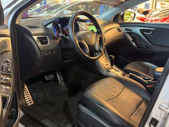 HYUNDAI-ELANTRA-1.8 GLS 16V GASOLINA 4P AUTOMÁTICO HYUNDAI-ELANTRA-2012