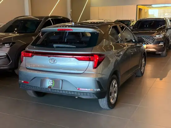 HYUNDAI-HB20-2025