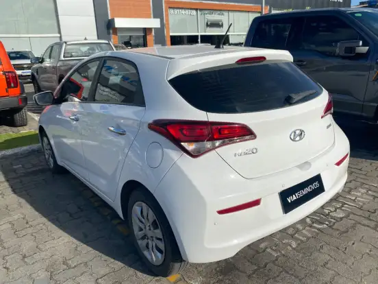 HYUNDAI-HB20-2017