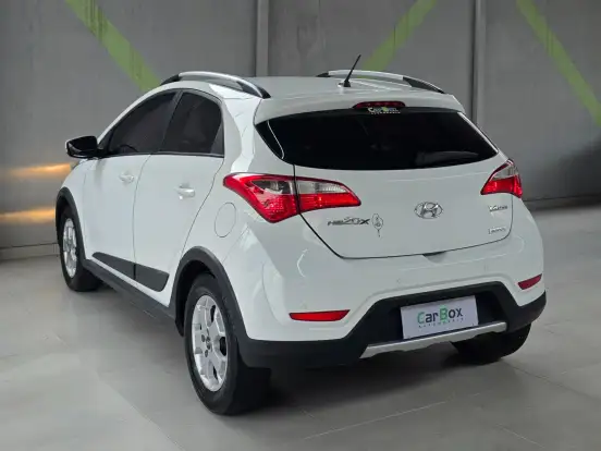 HYUNDAI-HB20-1.6 COMFORT STYLE 16V FLEX 4P AUTOMÁTICO HYUNDAI-HB20-2013