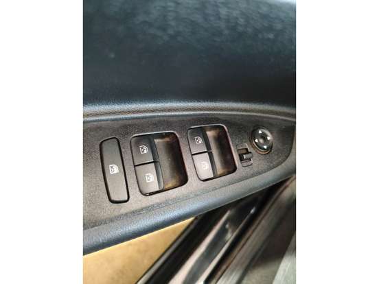 HYUNDAI-HB20-2024