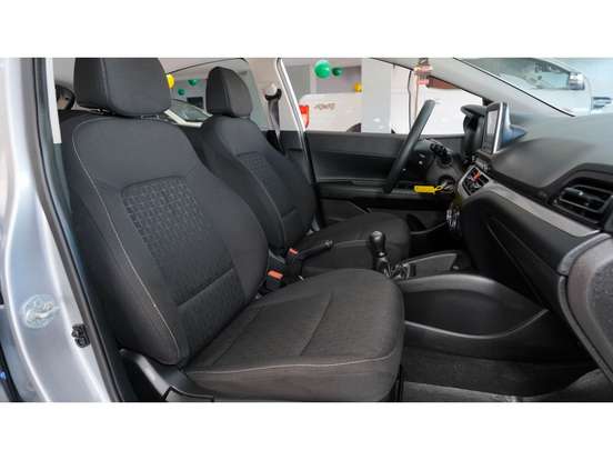 HYUNDAI-HB20-2025
