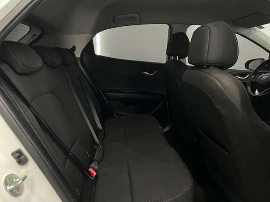 HYUNDAI-HB20-2023