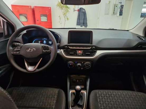 HYUNDAI-HB20-2024