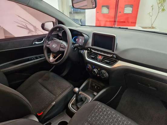 HYUNDAI-HB20-2024