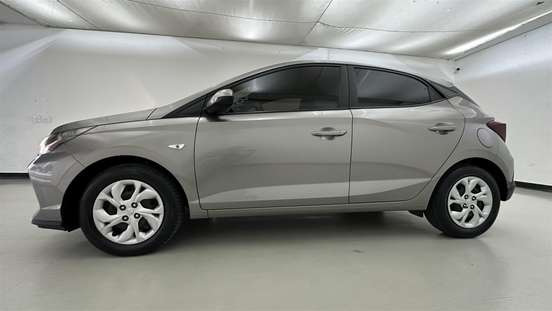HYUNDAI-HB20-2024