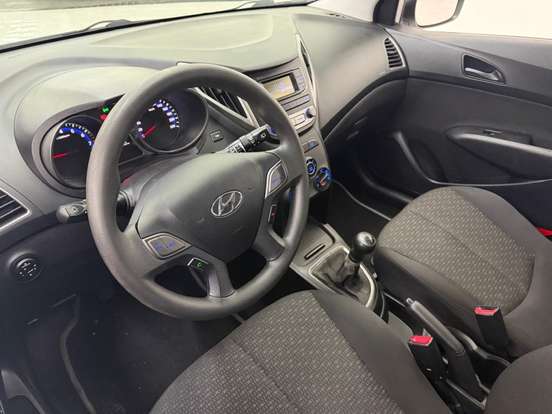 HYUNDAI-HB20-1.0 COMFORT 12V FLEX 4P MANUAL HYUNDAI-HB20-2016