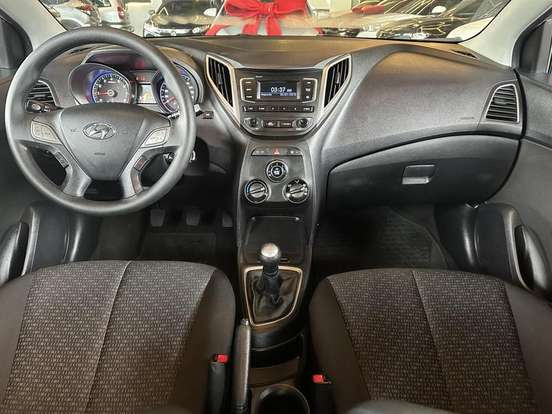 HYUNDAI-HB20-2018