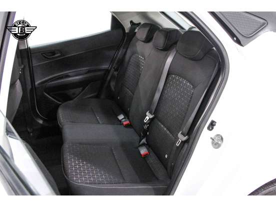 HYUNDAI-HB20-2024