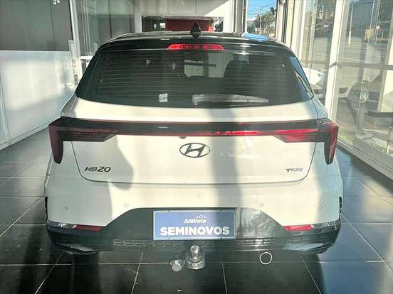 HYUNDAI-HB20-2022
