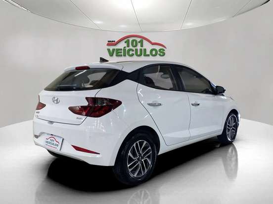 HYUNDAI-HB20-2022