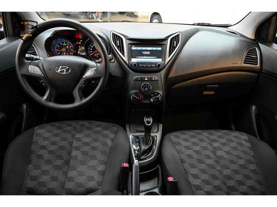 HYUNDAI-HB20-2019