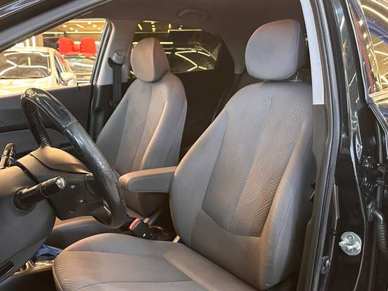 HYUNDAI-HB20-1.6 PREMIUM 16V FLEX 4P MANUAL HYUNDAI-HB20-2013
