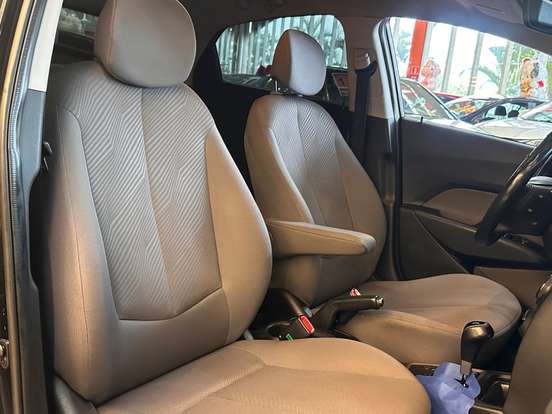 HYUNDAI-HB20-1.6 PREMIUM 16V FLEX 4P MANUAL HYUNDAI-HB20-2013