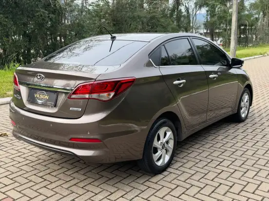 HYUNDAI-HB20S-1.6 PREMIUM 16V FLEX 4P AUTOMÁTICO HYUNDAI-HB20S-2016