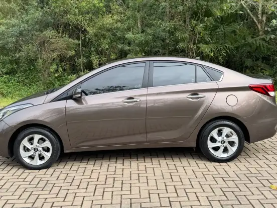 HYUNDAI-HB20S-1.6 PREMIUM 16V FLEX 4P AUTOMÁTICO HYUNDAI-HB20S-2016