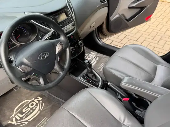 HYUNDAI-HB20S-1.6 PREMIUM 16V FLEX 4P AUTOMÁTICO HYUNDAI-HB20S-2016