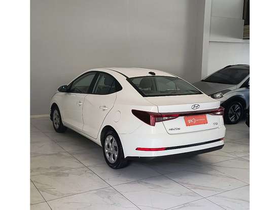 HYUNDAI-HB20S-1.0 12V FLEX COMFORT PLUS MANUAL HYUNDAI-HB20S-2023