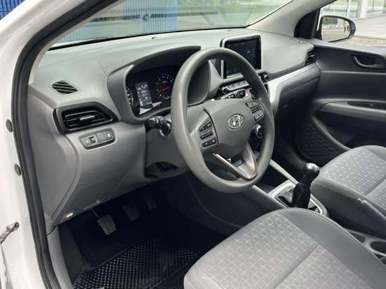 HYUNDAI-HB20S-1.0 12V FLEX COMFORT PLUS MANUAL HYUNDAI-HB20S-2025