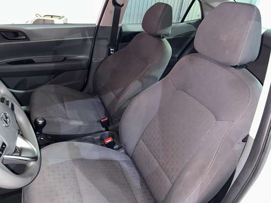 HYUNDAI-HB20S-1.0 12V FLEX COMFORT PLUS MANUAL HYUNDAI-HB20S-2024