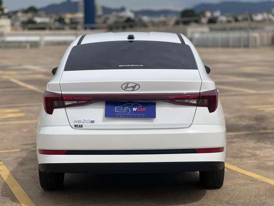HYUNDAI-HB20S-2024