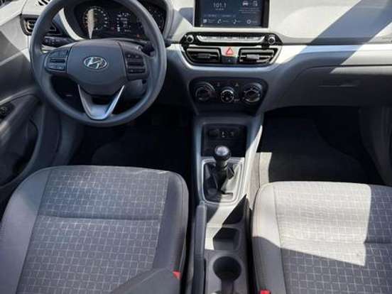 HYUNDAI-HB20S-1.0 12V FLEX COMFORT PLUS MANUAL HYUNDAI-HB20S-2024