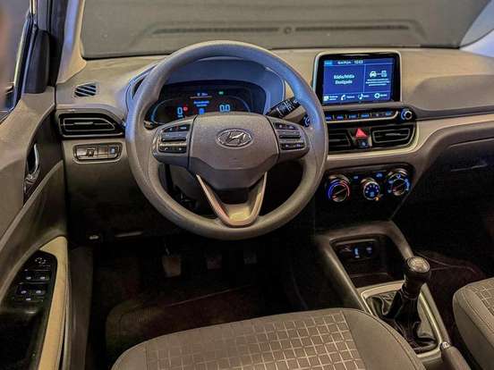 HYUNDAI-HB20S-2024